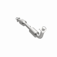 Load image into Gallery viewer, MagnaFlow Direct Fit Catalytic Converter 07-09 Toyota Tundra/Sequoia V8 4.7L