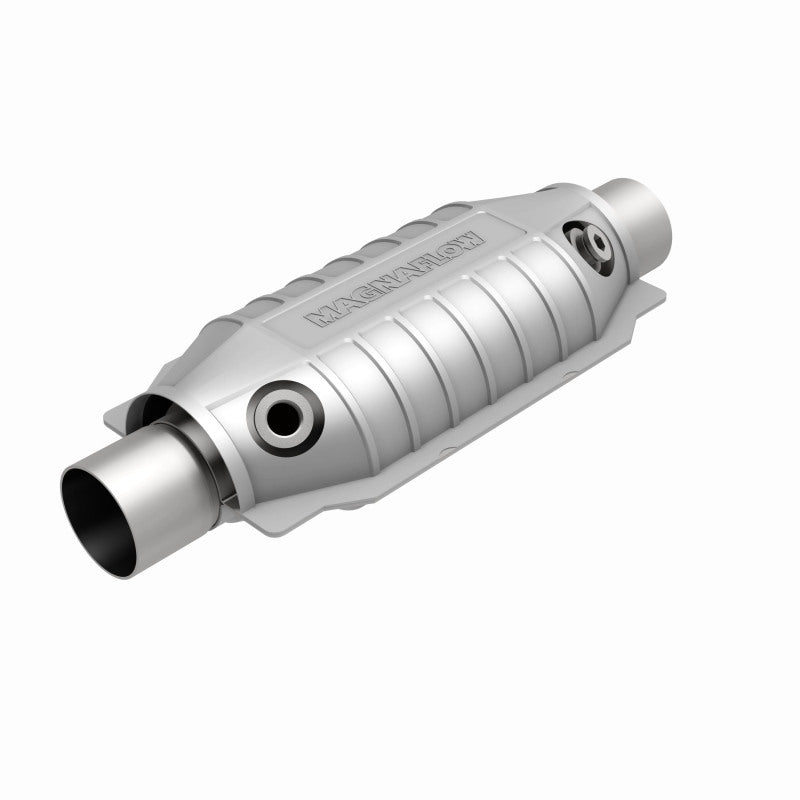 MagnaFlow Universal Catalytic Converter 2.00 inch with Dual O2 Rear CA