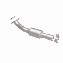 Load image into Gallery viewer, MagnaFlow Direct Fit Catalytic Converter 09-12 Toyota RAV4 2.5 3.5 Underbody