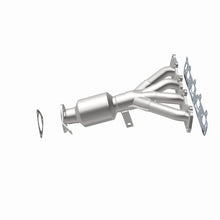 Load image into Gallery viewer, MagnaFlow Direct Fit Catalytic Converter 04-05 Chevrolet Malibu/Classic 2.2L (CA Emissions)