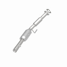 Load image into Gallery viewer, MagnaFlow Direct Fit Catalytic Converter 06-08 Volkswagen Jetta/Rabbit 2.5L (49 State)