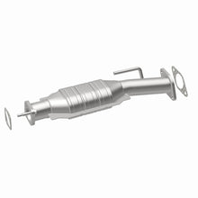 Load image into Gallery viewer, MagnaFlow Direct Fit Catalytic Converter 09-11 GMC Acadia 3.6L
