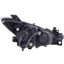 Load image into Gallery viewer, ANZO Projector Headlights With Halo Black w/Amber 14-17 Mazda 3 - GTR Auto