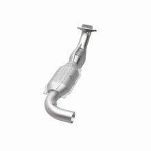 Load image into Gallery viewer, MagnaFlow Direct Fit Catalytic Converter F150 Truck 97-98 V8 4.6L 2W