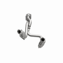 Load image into Gallery viewer, MagnaFlow Direct Fit Catalytic Converter 05-07 Ford F250/F350 5.4L