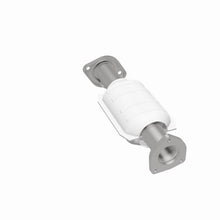 Load image into Gallery viewer, MagnaFlow Direct Fit Catalytic Converter 00-01 Cherokee 4L rr OEM