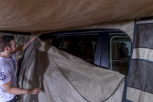 Load image into Gallery viewer, ARB Deluxe Awning Room W/Floor 2.0M79Lg 2000X2500mm 79X98In