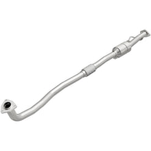 Load image into Gallery viewer, MagnaFlow Direct Fit Catalytic Converter 1989-1990 CAMRY 2.0L Underbody