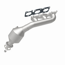Load image into Gallery viewer, MagnaFlow Direct Fit Catalytic Converter 2009 Kia Borrego 3.8L Passenger Side