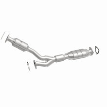 Load image into Gallery viewer, MagnaFlow Direct Fit Catalytic Converter 00-03 Saturn LS 3.0L Rear