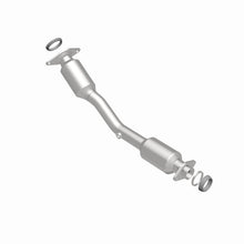 Load image into Gallery viewer, MagnaFlow Direct Fit Catalytic Converter 2009-2013 Cube 1.8 L Underbody