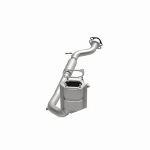 Load image into Gallery viewer, MagnaFlow Direct Fit Catalytic Converter Contour 95-00 2.0L
