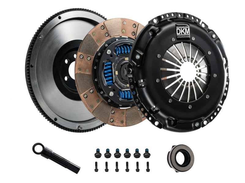 DKM Clutch BMW E34/E36/E39/E46/Z3 (6 Cyl) Ceramic Twin Disc MR Clutch w/Flywheel (650 ft/lbs Torque) - GTR Auto