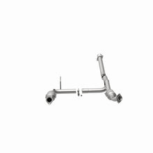 Load image into Gallery viewer, MagnaFlow Direct Fit Catalytic Converter 05 Explorer 4.0 2/4wd OEM