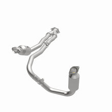 Load image into Gallery viewer, MagnaFlow Direct Fit Catalytic Converter 2015-2017 Transit-150 V6 3.5 OEM Underbody