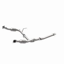 Load image into Gallery viewer, MagnaFlow Direct Fit Catalytic Converter 05 Explorer 4.0 2/4wd OEM