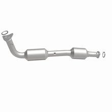 Load image into Gallery viewer, MagnaFlow Direct Fit Catalytic Converter 07-09 Toyota Tundra/Sequoia V8 4.7L