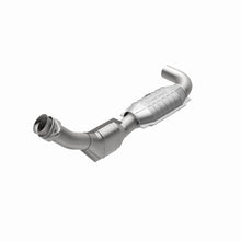 Load image into Gallery viewer, MagnaFlow Direct Fit Catalytic Converter 01 Ford F-150 4.2L