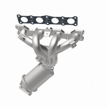Load image into Gallery viewer, MagnaFlow Direct Fit Catalytic Converter 06-08 Hyundai Sonata 2.4L
