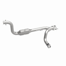 Load image into Gallery viewer, MagnaFlow Direct Fit Catalytic Converter 07-09 Chrysler/Dodge Aspen/Durango 5.7L Passenger Side