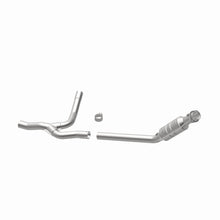 Load image into Gallery viewer, MagnaFlow Direct Fit Catalytic Converter 04-05 Dodge RAM 1500 Pickup 3.7L (Inc 4WD 4.7L) P/S