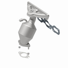 Load image into Gallery viewer, MagnaFlow Direct Fit Catalytic Converter 01-05 Ford Escape 3.0L