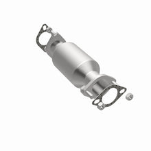 Load image into Gallery viewer, MagnaFlow Direct Fit Catalytic Converter 2007 Sorento V6 3.8 OEM Underbody