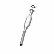 Load image into Gallery viewer, MagnaFlow Direct Fit Catalytic Converter 98-00 Stratus 2.0L