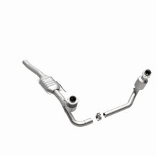 Load image into Gallery viewer, MagnaFlow Direct Fit Catalytic Converter 00-03 Dodge Dakota 2WD 4.7L