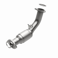 Load image into Gallery viewer, MagnaFlow Direct Fit Catalytic Converter 99-02 Toyota 4 Runner 3.4L Front