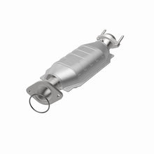 Load image into Gallery viewer, MagnaFlow Direct Fit Catalytic Converter 05-07 Ford Freestyle 3.0L