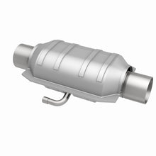 Load image into Gallery viewer, MagnaFlow Universal Catalytic Converter 1.75 W/Air FED