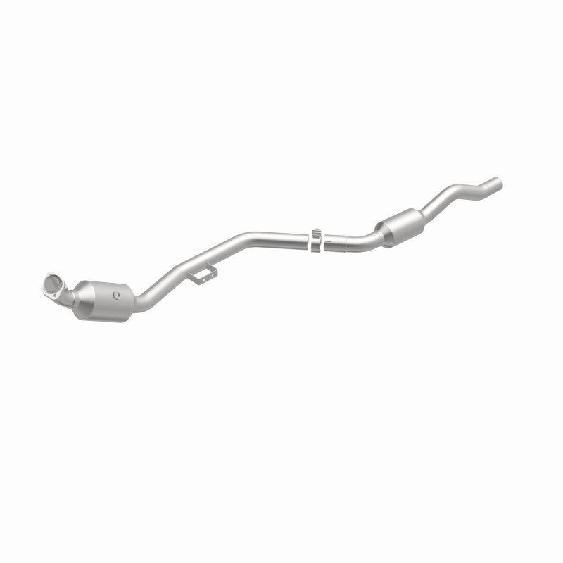 MagnaFlow Direct Fit Catalytic Converter OEM 2007 Mercedes-Benz E350 Underbody - 69.125in Length 5411666