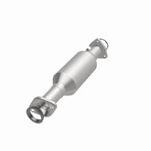 Load image into Gallery viewer, MagnaFlow Direct Fit Catalytic Converter 97-01 Honda CR-V 2.0L
