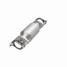 Load image into Gallery viewer, MagnaFlow Direct Fit Catalytic Converter 09-10 Hyundai Genesis 4.6L