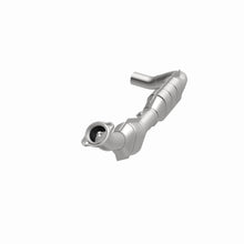 Load image into Gallery viewer, MagnaFlow Direct Fit Catalytic Converter 03-04 Exped Driver Side 4.6L