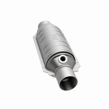 Load image into Gallery viewer, MagnaFlow Universal Catalytic Converter 2.50 inch CA Tier 1