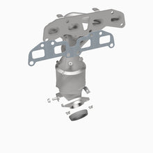 Load image into Gallery viewer, MagnaFlow Direct Fit Catalytic Converter 02-06 Nissan Sentra 2.5L - California