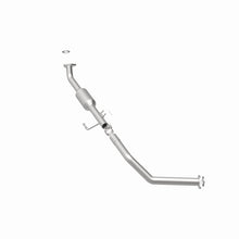 Load image into Gallery viewer, MagnaFlow Direct Fit Catalytic Converter OEM 2001-2004 Toyota Sequoia Underbody