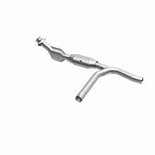 Load image into Gallery viewer, MagnaFlow Direct Fit Catalytic Converter 01-04 Ford F-150 4.2L 2wd
