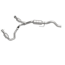 Load image into Gallery viewer, MagnaFlow Direct Fit Catalytic Converter 00-03 Durango 4WD 5.9L