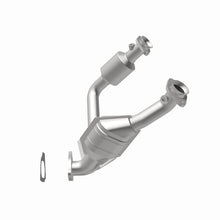 Load image into Gallery viewer, MagnaFlow Direct Fit Catalytic Converter 03-04 Ranger 3.0L OEM