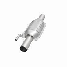 Load image into Gallery viewer, MagnaFlow Direct Fit Catalytic Converter California Grade 94-95 Dodge Ram 2500 8.0L