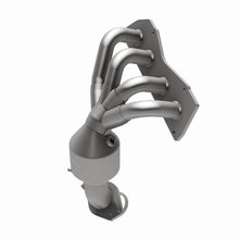 Load image into Gallery viewer, MagnaFlow Direct Fit Catalytic Converter 2009 Toyota RAV4 2.5L