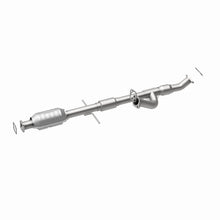 Load image into Gallery viewer, MagnaFlow Direct Fit Catalytic Converter 00 Hyundai Sonata 2.5L