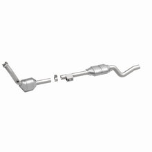 Load image into Gallery viewer, MagnaFlow Direct Fit Catalytic Converter 2003 Mercedes ML320 3.2L