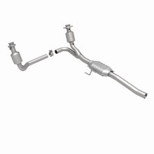 Load image into Gallery viewer, MagnaFlow Direct Fit Catalytic Converter 00-03 Dodge Dakota 2WD 4.7L