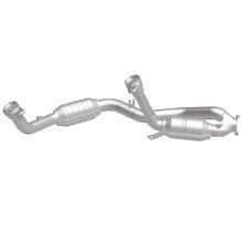 Load image into Gallery viewer, MagnaFlow Direct Fit Catalytic Converter 96-99 Ford Taurus3.0L 50S