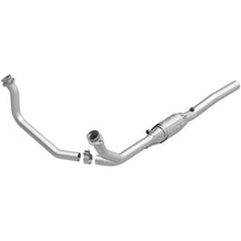 Load image into Gallery viewer, MagnaFlow Direct Fit Catalytic Converter 96-97 Dodge B1500/B2500/B3500 V8 Underbody