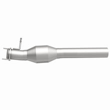 Load image into Gallery viewer, MagnaFlow Direct Fit Catalytic Converter 00-03 Ford F250/350 SD 7.3